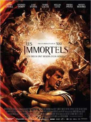 Quand j'ai appris que les producteurs de “300“ remettaient le couvert en finançant “Les Immortels“, fresque épique racontant l'un des épisodes de la mythologie grecque, je ne vous cache pas que j'étais très enthousiaste et avais hâte de voir le résultat. A l'arrivée, je n'ai pas été déçu. Même si cette production à 115 millions de dollars est (très) loin de la qualité de “300“.